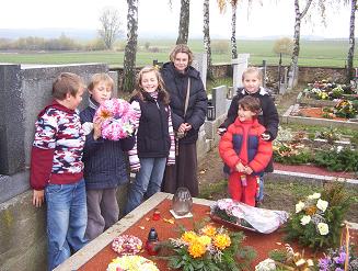 děti hřbitov Štítary