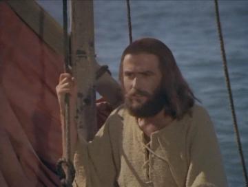 Film Ježíš podle lukášova evangelia - Ježíš káže z lodi