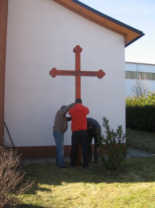 Stavíme kříž