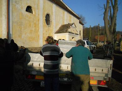 Oltářní kámen - přeprava