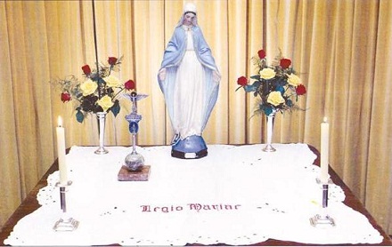 Altar of the Legion of Mary, CONCILIUM LEGIONIS MARIAE, CC BY-SA 3.0, en.wiki...