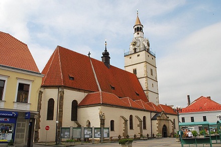 Ivančice, kostel, Palickap, CC BY 3.0, cs.m.wikipedia.org 