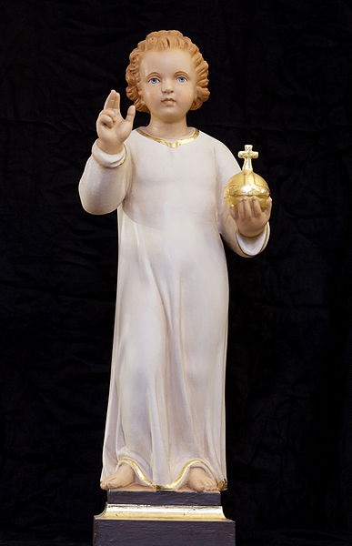 Infant jesus of Prague, Jorge Royan, CC BY-SA 3.0, commons