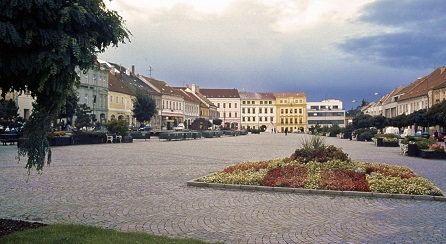 Třebíč Karlovo náměstí, Christof Halbe, CC BY-SA 3.0, commons...