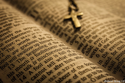 bible, Gabriel King Photography, Flickr, CC BY-NC-ND 2.0