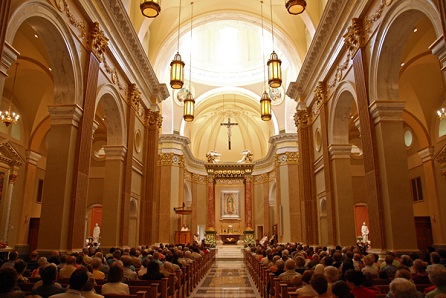 The Shrine of Our Lady of Guadalupe, Pgnielsen79, CC BY 3.0,  en.wikipedia.org