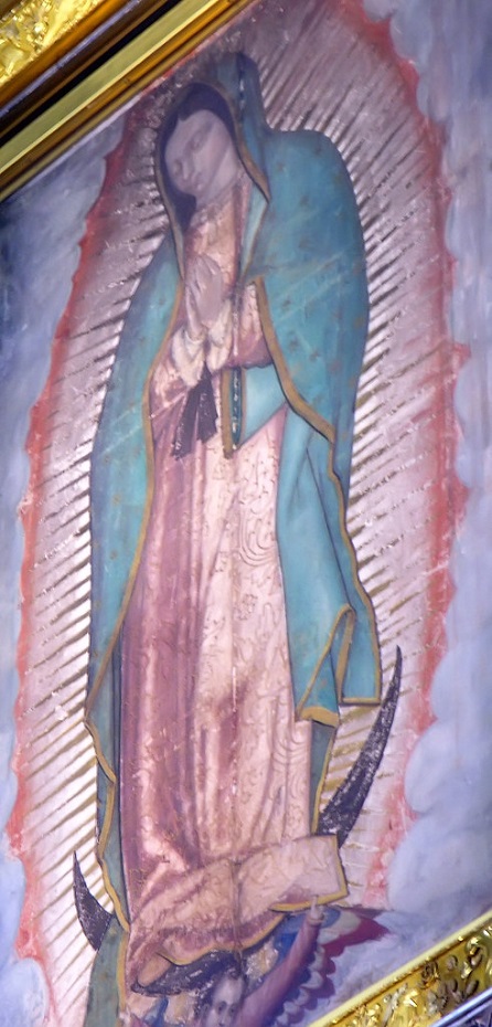 Dennis Jarvis, Mexico-3337 | The Virgin of Guadalupe at Basílica de Guadalu…CC BY-SA 2.0 | Flickr