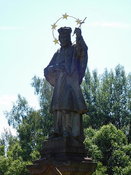 Dolni Sytova Jan Nepomucky, JiriMatejicek. CC BY-SA 3.0, commons ... Dolni Sytova Jan Nepomucky, JiriMatejicek. CC BY-SA 3.0, commons ...