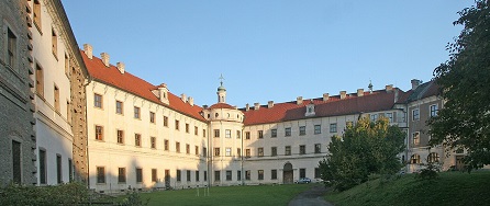  Klášter voršilek (Kutná Hora), Petr1888 , CC BY-SA 3.0