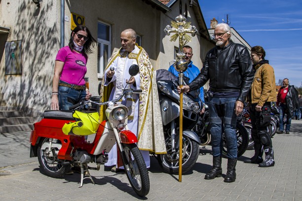 žehnání motorek šumná 2026