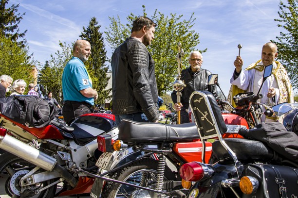 žehnání motorek šumná 2026