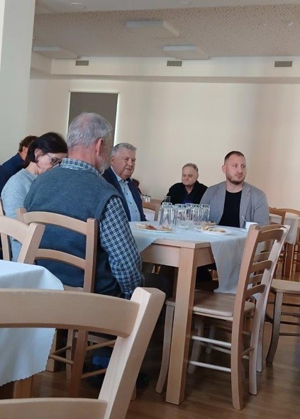 zaslouzili_26
